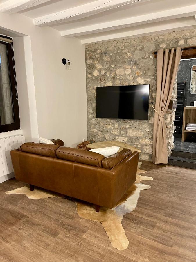 La Loge De Pierre Au Coeur De La Vieille Ville D Annecy Esterno foto